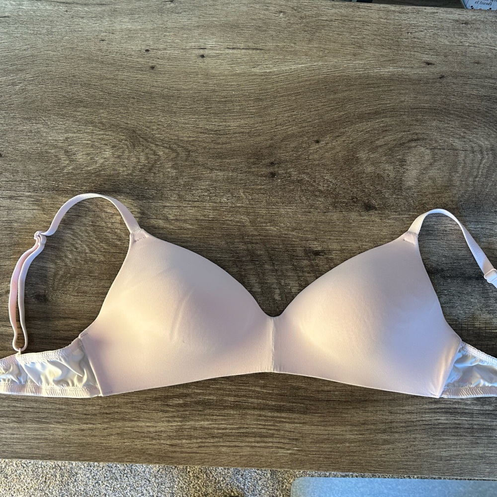 PINK Victoria's Secret Light‎ Pink Bra
